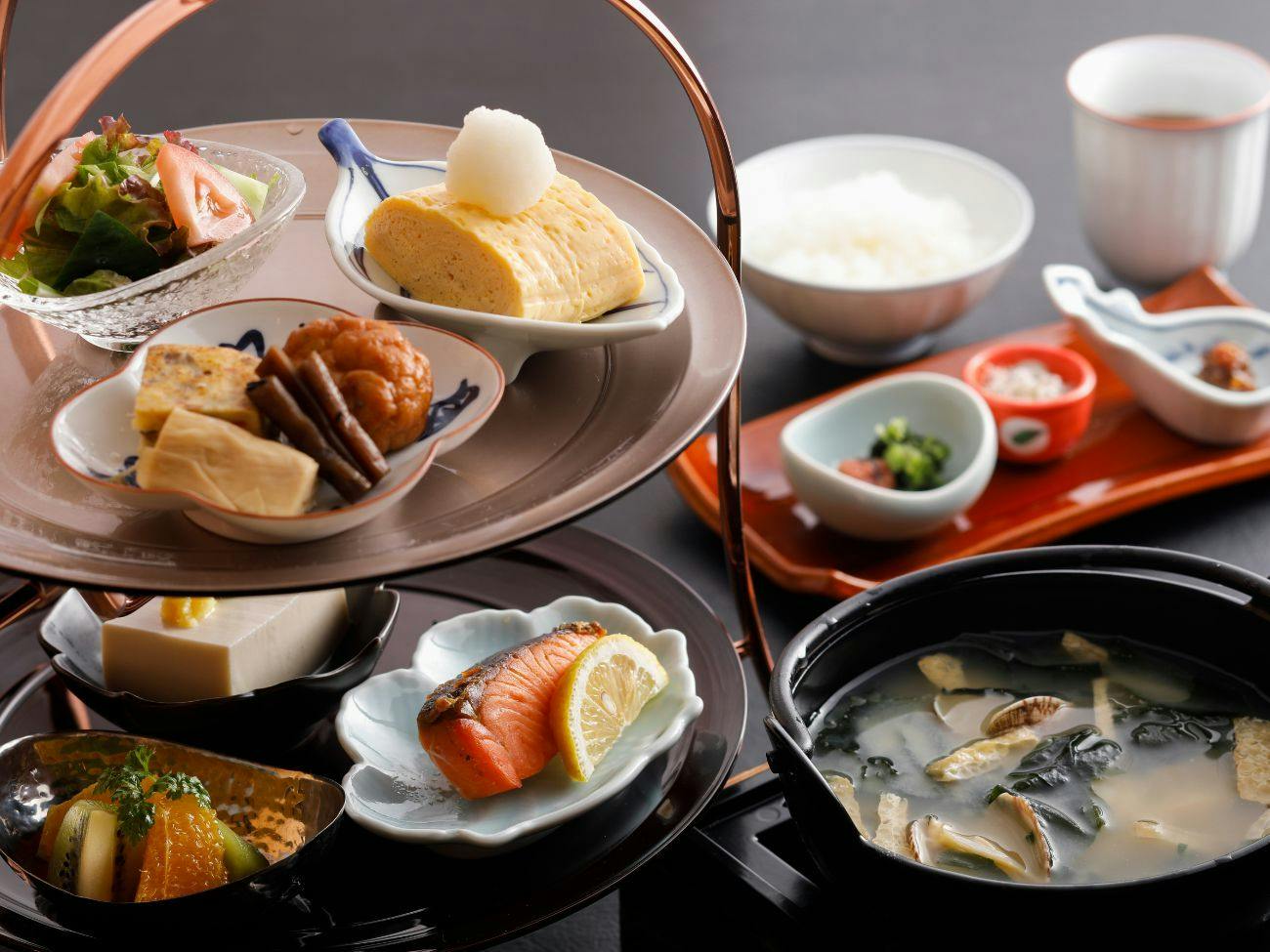 花結び人気No.1！美味求真会席のお部屋食と金泉・銀泉で至福のひと時を心ゆくまで愉しむ ❙ 2食付