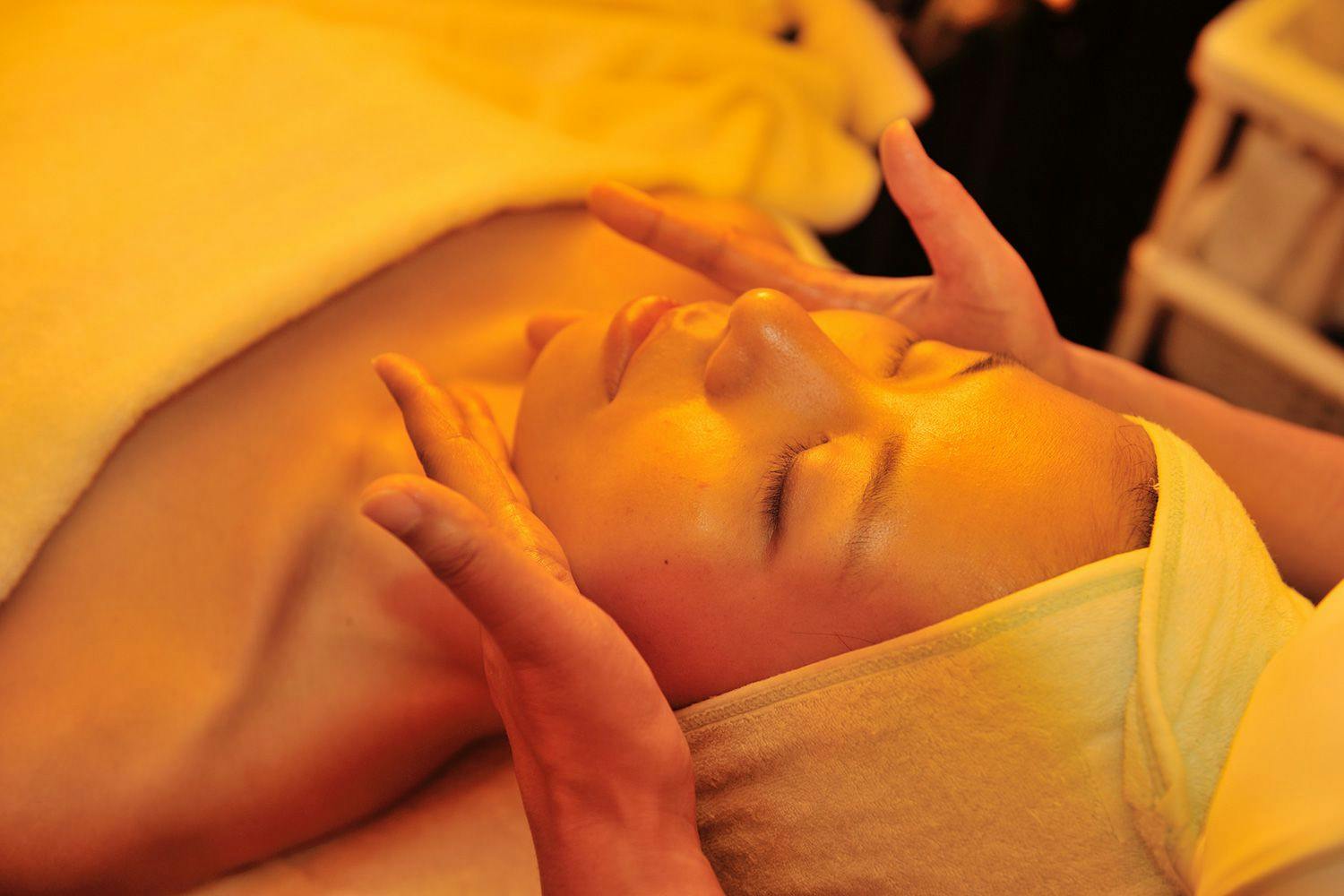 【フェイシャルエステ】