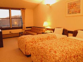 車山高原　オーベルジュ・ドゥ　ラ・メイジュ