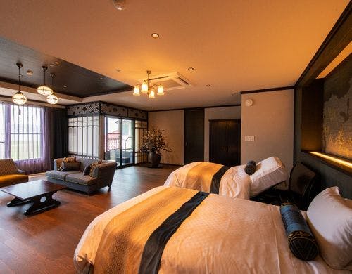 露天風呂付最上階スイート【湖側7階】