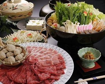花かんざし名物ちゃんこ鍋！たっぷりのお肉とお野菜でワイワイプラン～