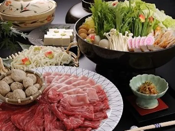 花かんざし名物ちゃんこ鍋!たっぷりのお肉とお野菜でワイワイプラン~