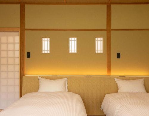 【2F】和室8畳由布岳ツインビュー