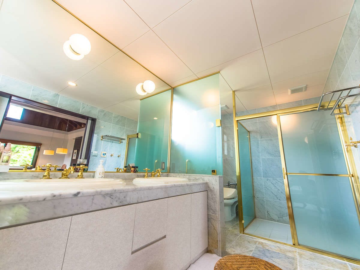 洗面台・シャワールーム・トイレ