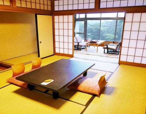 ガーデンビューの和室