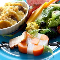 ホテル萌樹 <お手軽2食付プラン>夕食はプレートディナーをご用意!スキー場目の前!ロッカー&保管室有り/1泊2食