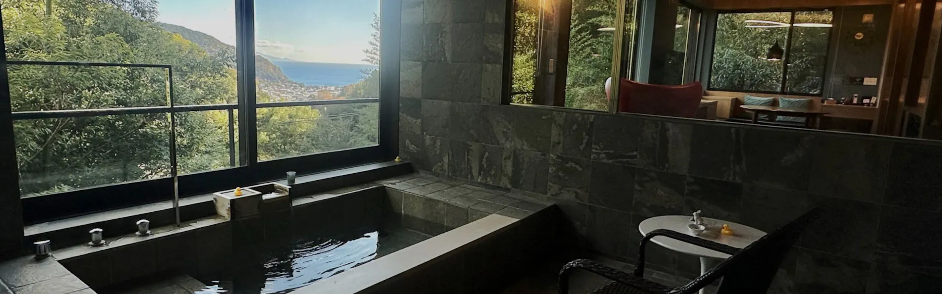 高台から海を臨む 貸切温泉のペットリゾート ホテル四季の蔵