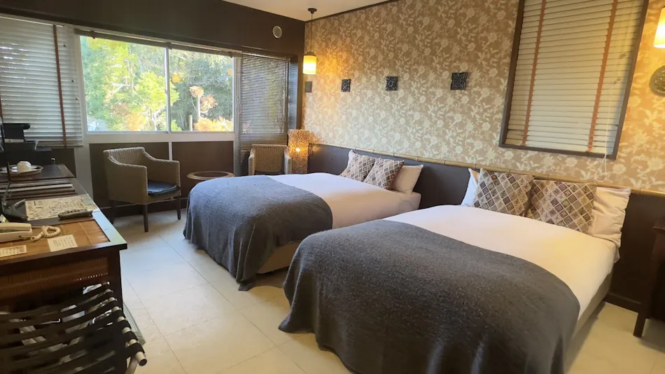 Hotel Shiki no Kura: A Pet-Friendly Inn with Its Own Hot Spring Source