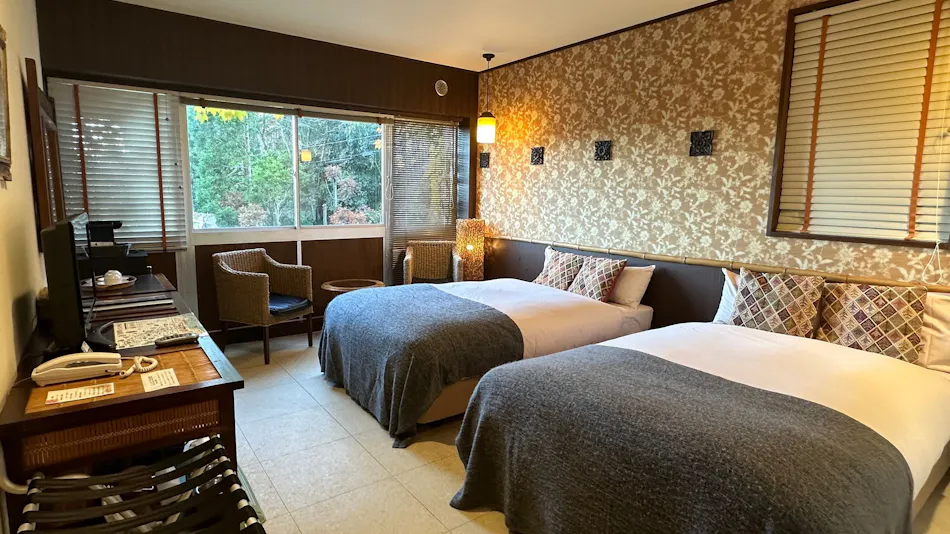 Hotel Shiki no Kura: A Pet-Friendly Inn with Its Own Hot Spring Source