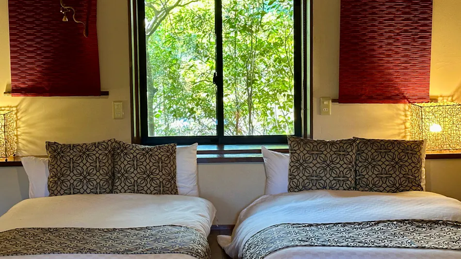 Hotel Shiki no Kura: A Pet-Friendly Inn with Its Own Hot Spring Source