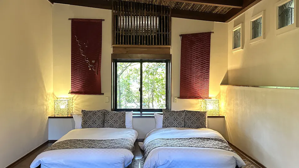 Hotel Shiki no Kura: A Pet-Friendly Inn with Its Own Hot Spring Source