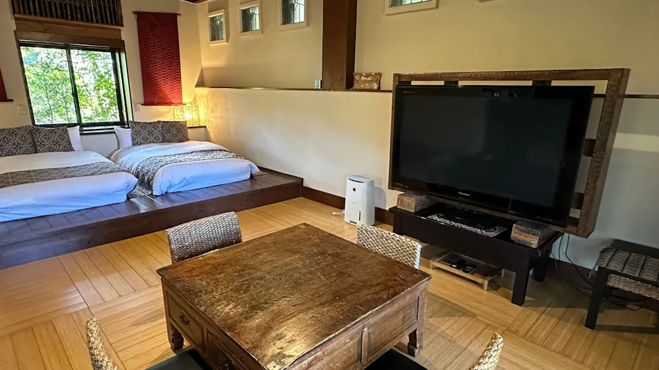 Hotel Shiki no Kura: A Pet-Friendly Inn with Its Own Hot Spring Source