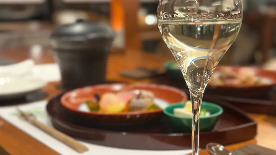Hotel Shiki no Kura: A Pet-Friendly Inn with Its Own Hot Spring Source