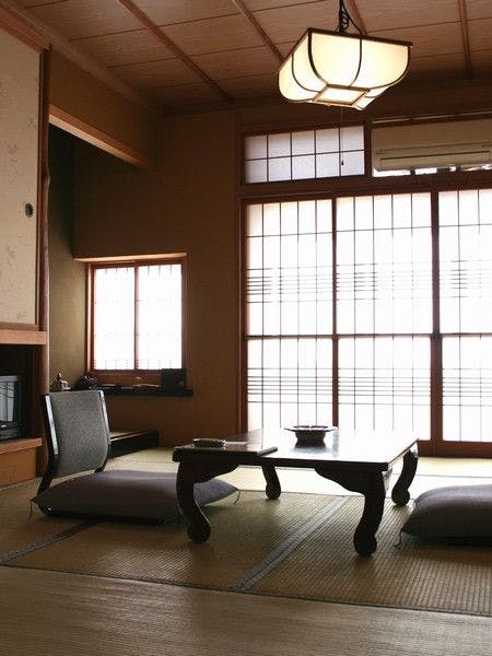 東館２階いずみ・つつじ