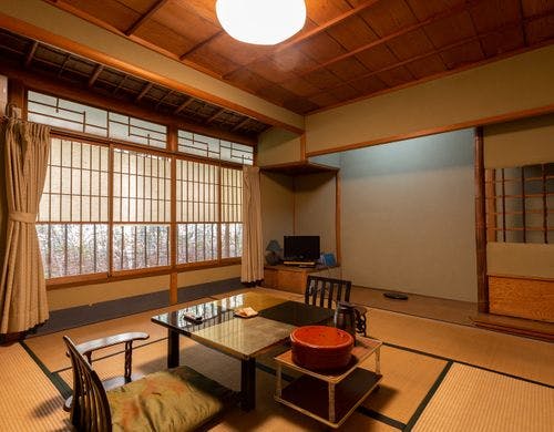 純和室の大正時代のお部屋ですです。