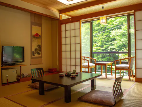 กรุณาผ่อนคลายและพักผ่อน