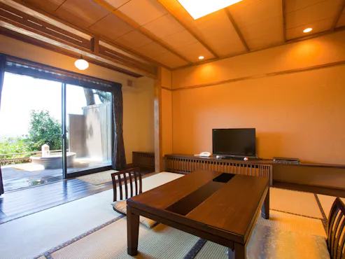 本館露天風呂付(8畳 和室)