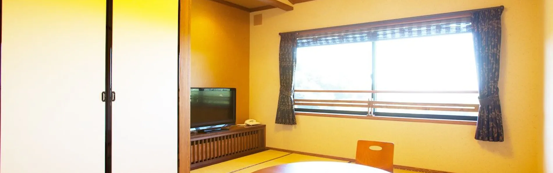 旅館 山翠