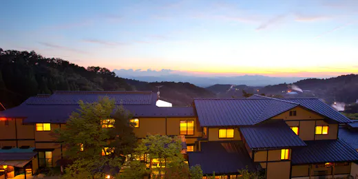 旅館 山翠