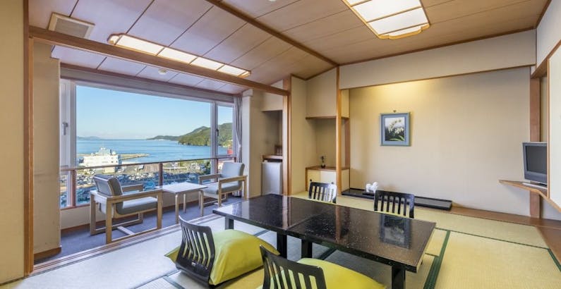 東海唯一 回転展望レストラン レギュラープラン 東風と海 夕凪会席 オープンキッチンで新懐石料理をプラン 戸田家 一休 Com 東海唯一 回転展望レストラン レギュラープラン 東風と海 夕凪会席 オープンキッチンで新懐石料理をプラン 戸田家 一休 Com