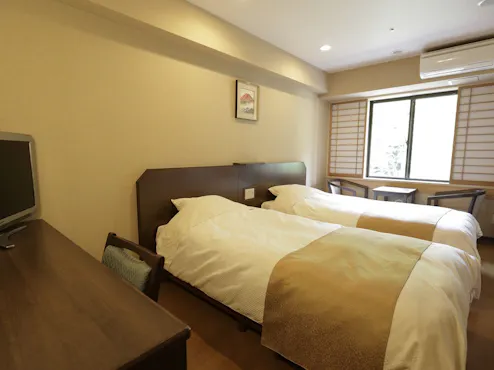 서양식 트윈룸 (금연/욕조 없음)