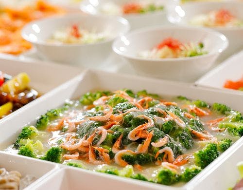 夕食はお好きなものをお好きなだけ！