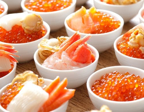 オリジナル海鮮丼を楽しんでみてください。