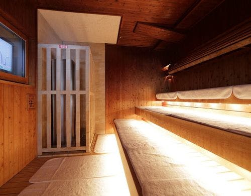 男女ともドライサウナとミストサウナを用意