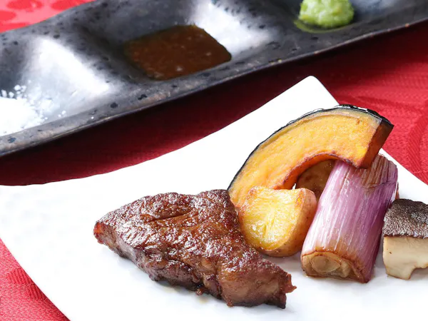 【別注料理】とちぎ和牛「匠」サーロインステーキ付きプラン<「万里」中華&和食バイキング>