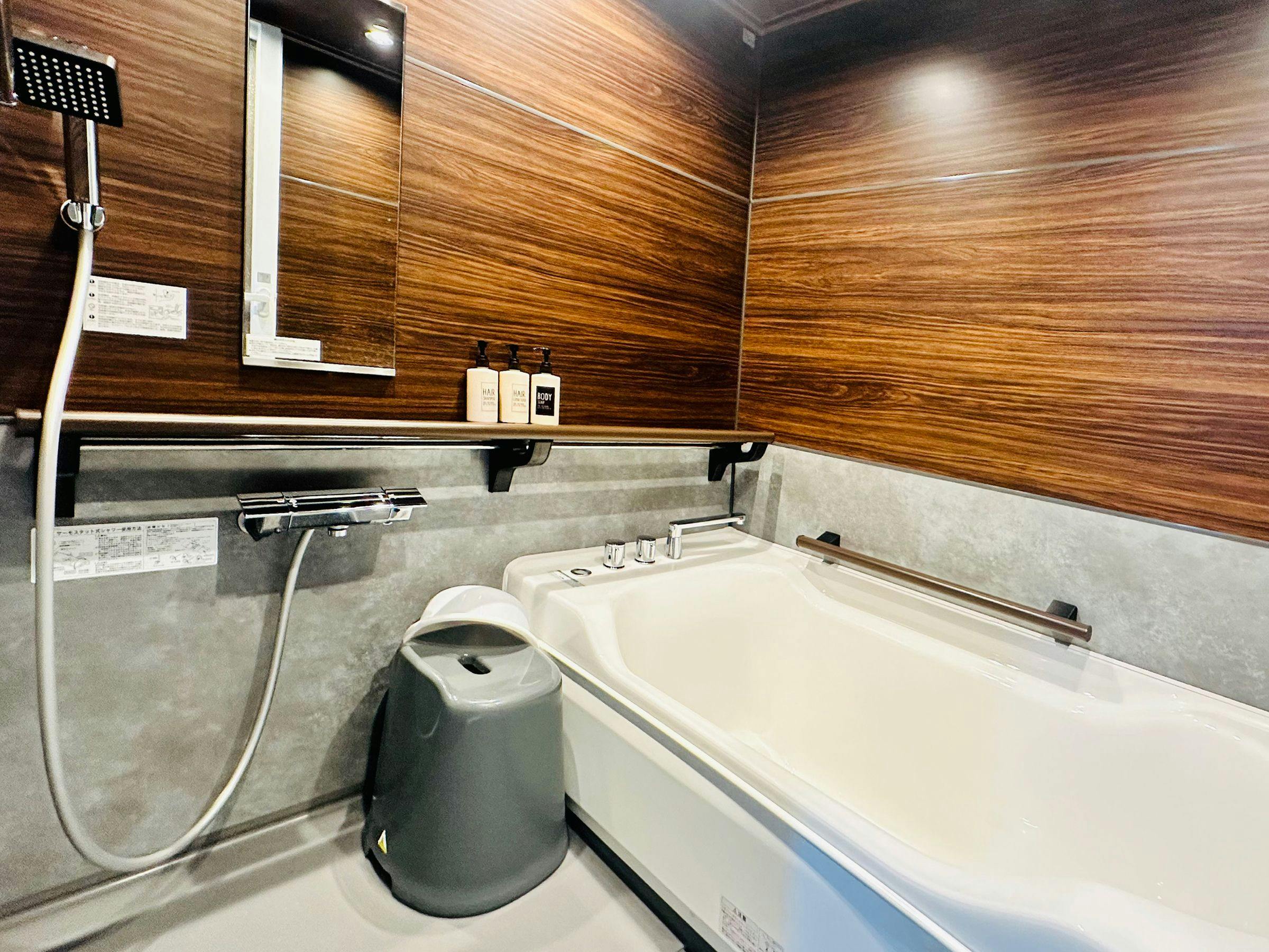 ■ 洋室ロフト付きデラックス　bathroom
