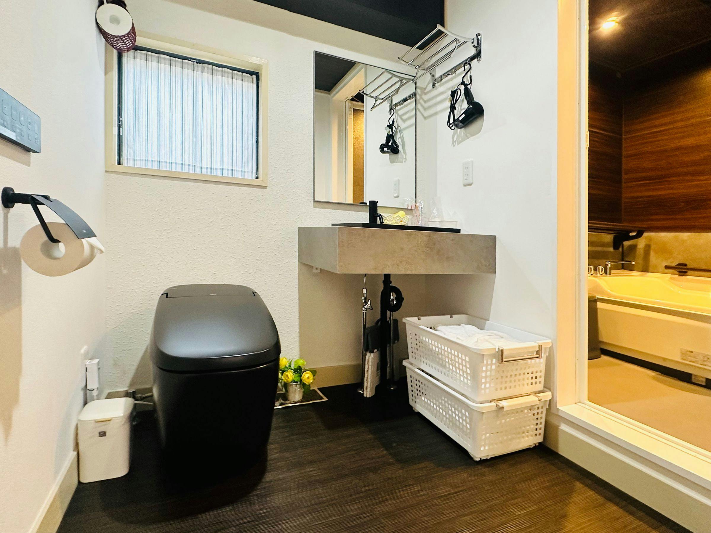 ■ 洋室ロフト付きデラックス　bathroom