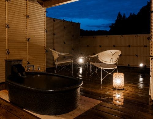 【温泉露天風呂付桐和モダン付客室】