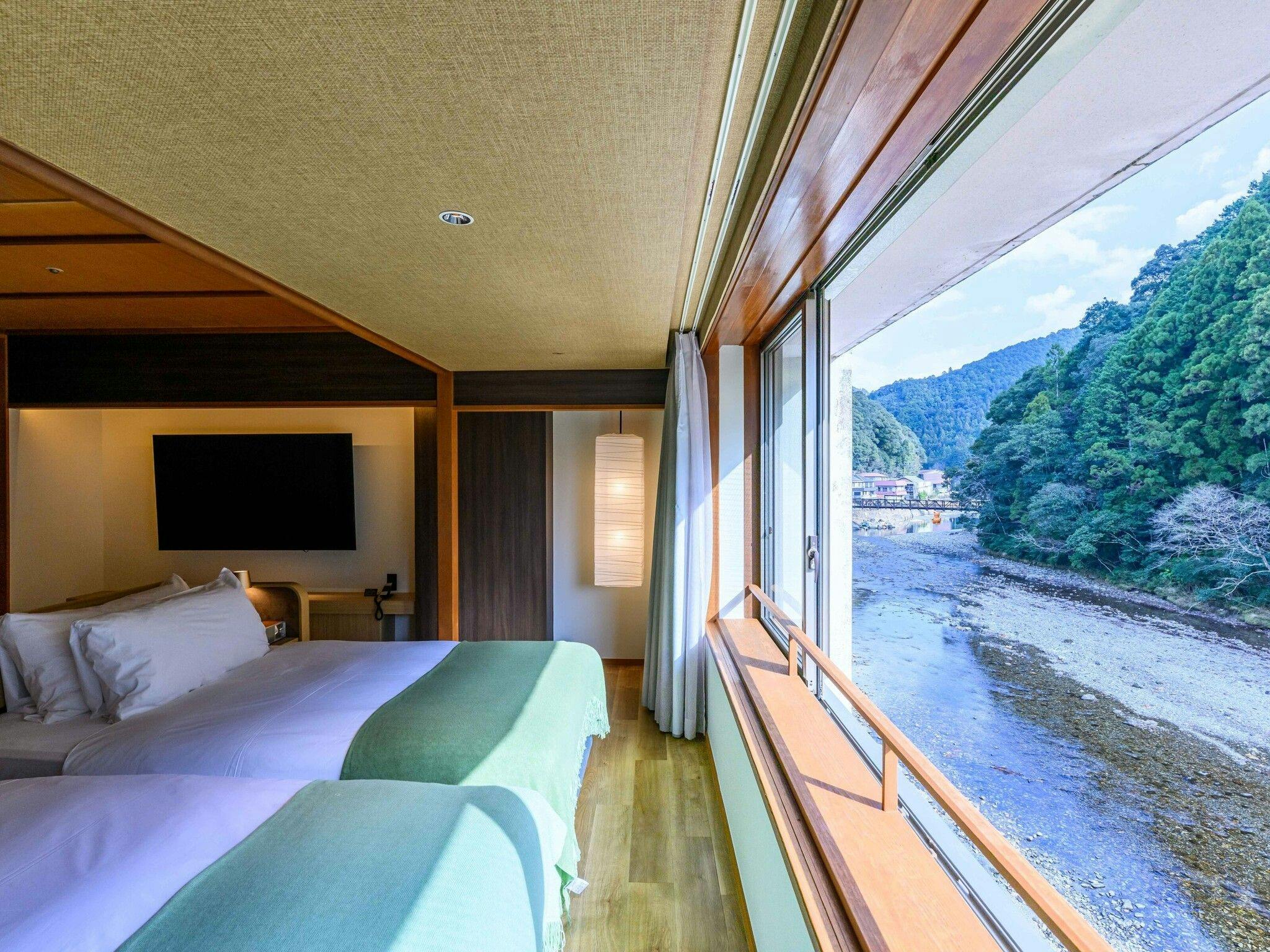 山水館　川湯みどりや