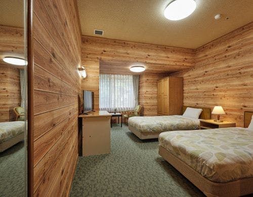 洋室（20平米）ユニットバス付き