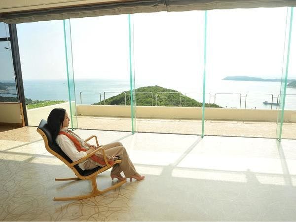 ロビーからの眺め