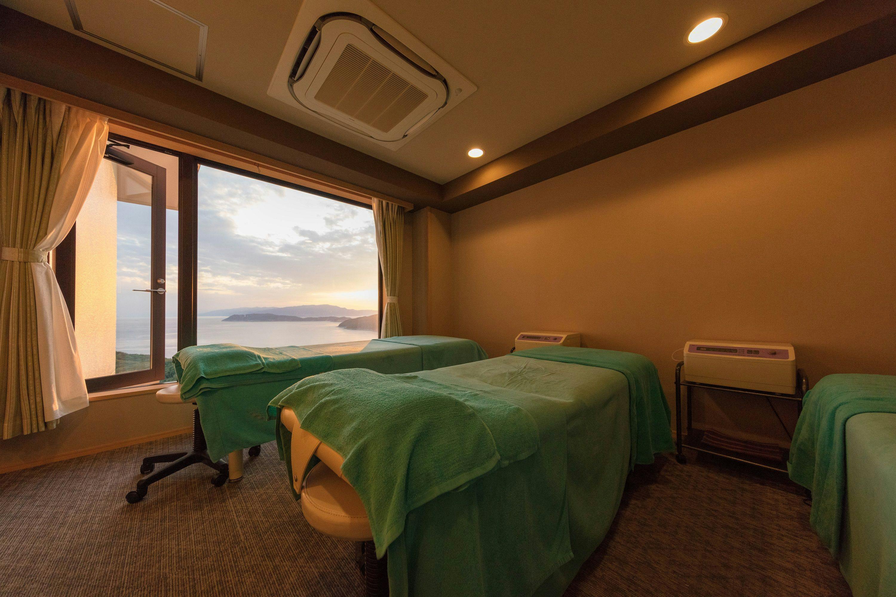 絶景と共にエステルームで癒しを