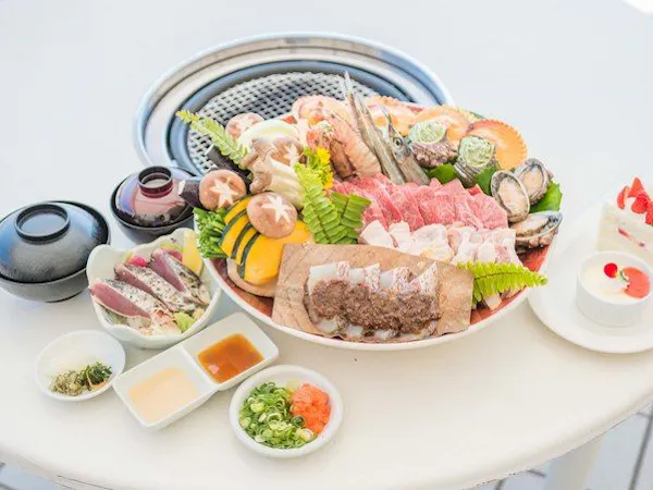 お日にち限定【1泊2食】海鮮BBQプランを直前割価格でお得に!年中快適な室内BBQも