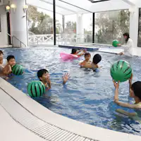 屋内 温水プール