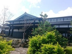 天然温泉と縄文の宿「まんてん」　＜屋久島＞