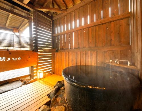 【温泉露天風呂付き】次の間和室（一例）