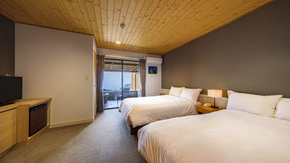 Nishi-Izu Glamping Tenku Terrace