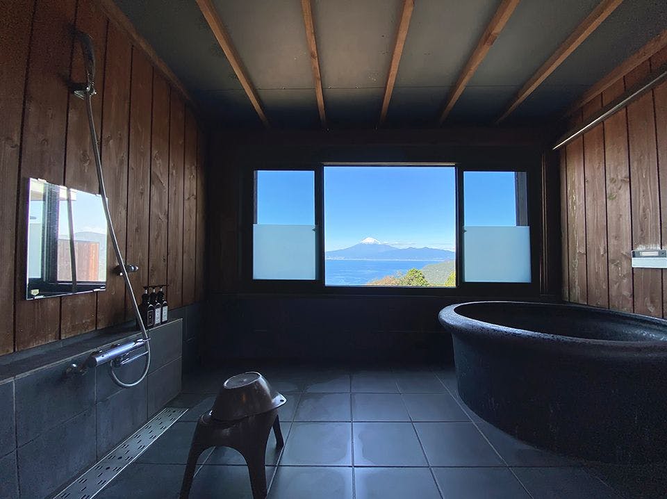 客室半露天風呂