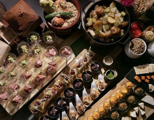 AWAの発酵夜食ブッフェ