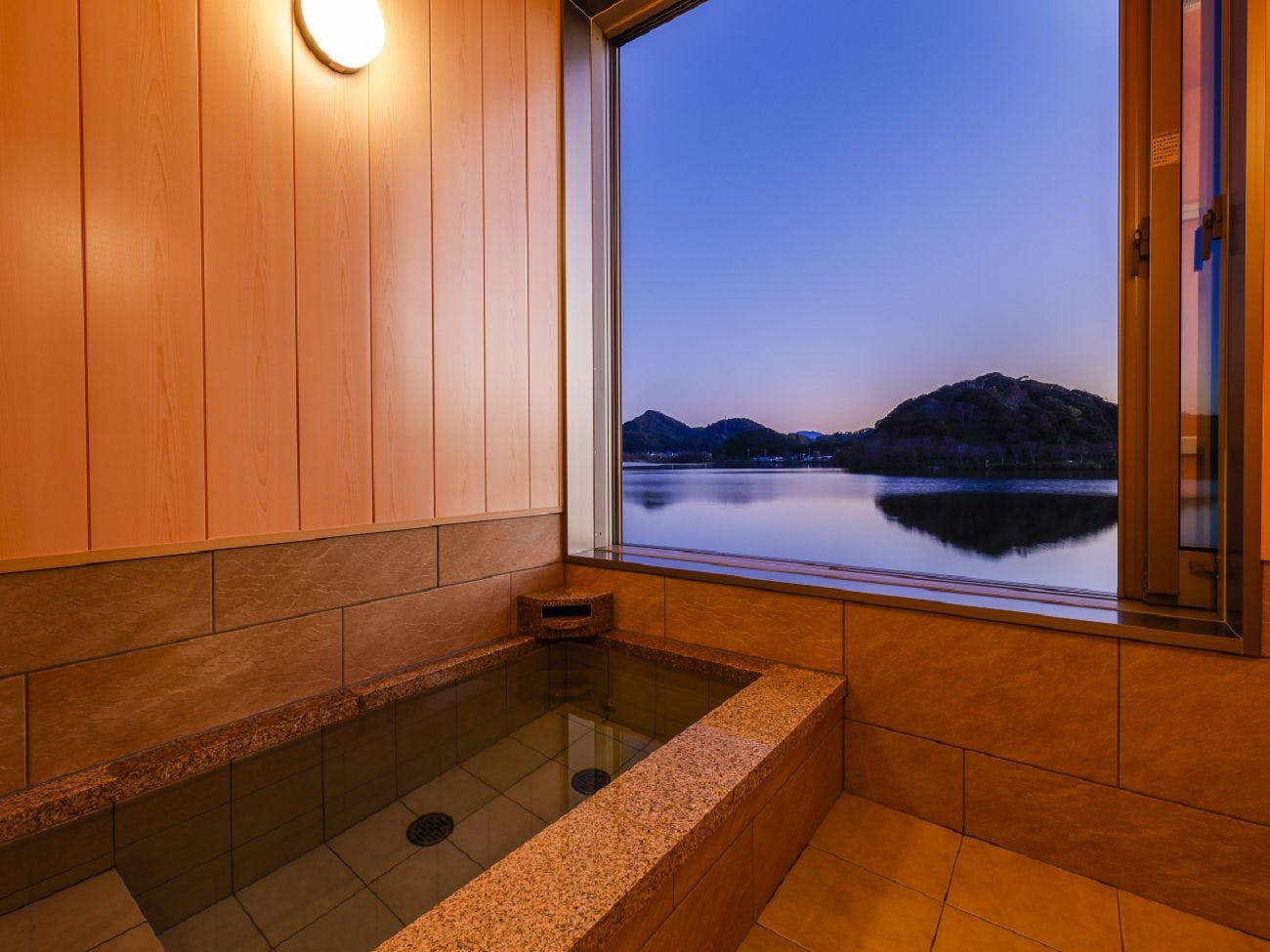 弐の棟「紗綾」丹後はなれ湖温泉