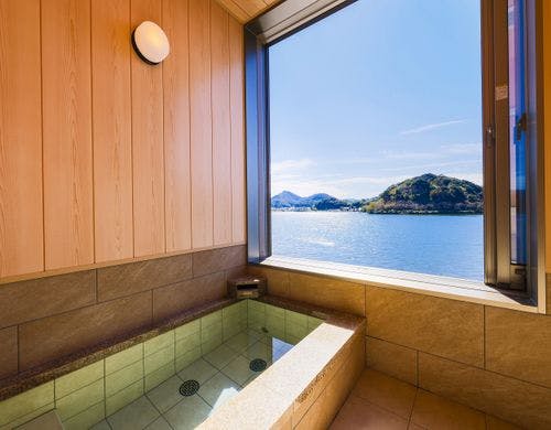 湖に面した棟「籠目」の例