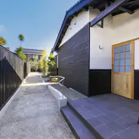 暖簾をくぐるとそこは静寂の別世界