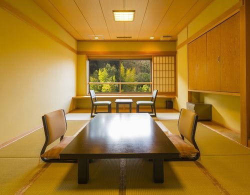 本館和室10畳　（一例）