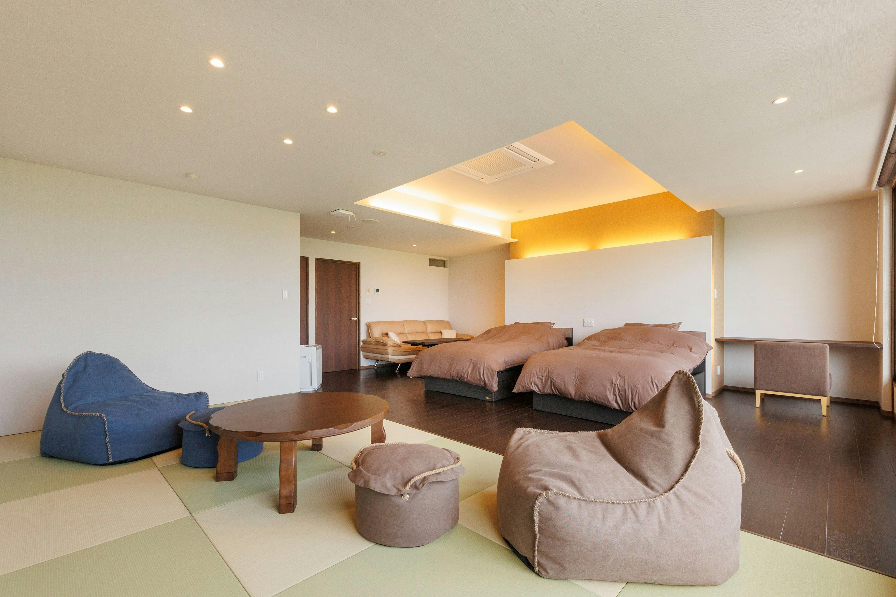 The Hotel Obuse