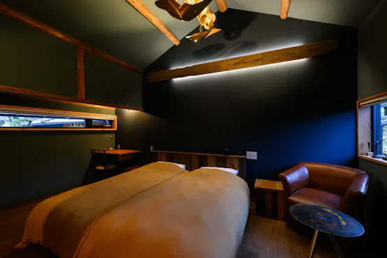 อาคารทอง