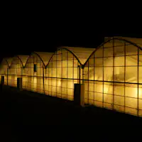 ทิวทัศน์โดยรอบ|บ้านที่ส่องประกายในยามค่ำคืน